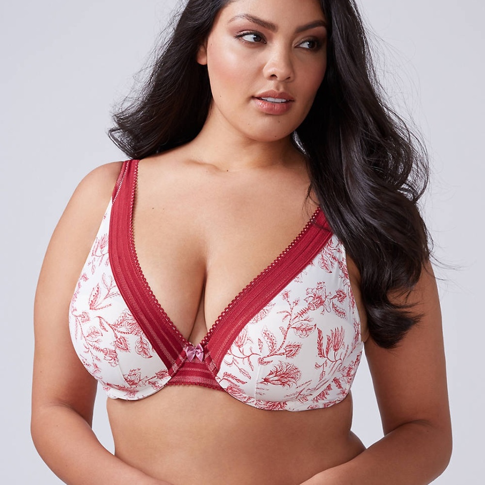 NWOT Cacique Smooth Lightly Lined Full Coverage Bra